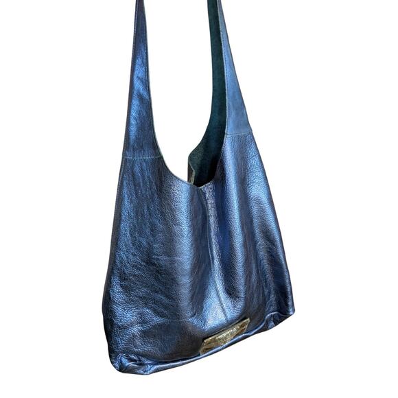 New Sharif Legacy Pearlized Blue Slouchy Leather Hobo with Wristlet - Picture 8 of 10